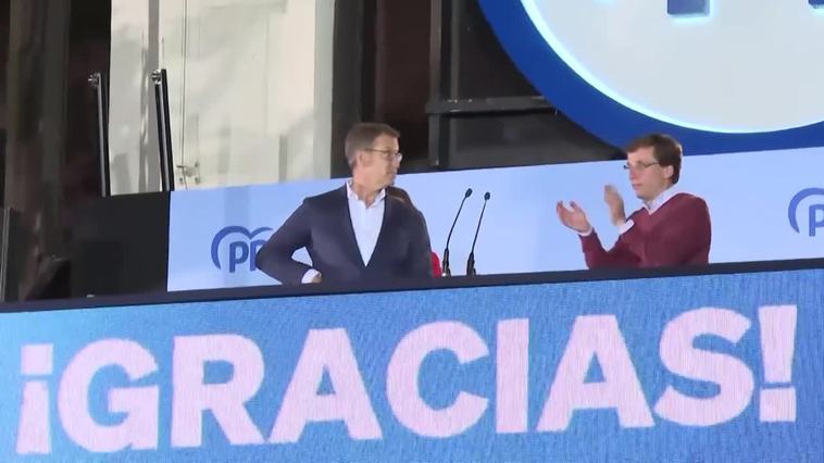 El CIS mantiene al PSOE en cabeza con medio punto de ventaja sobre el PP