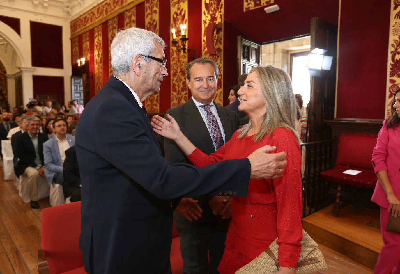 La toma de posesión de Carlos Velázquez como alcalde de Toledo, en imágenes