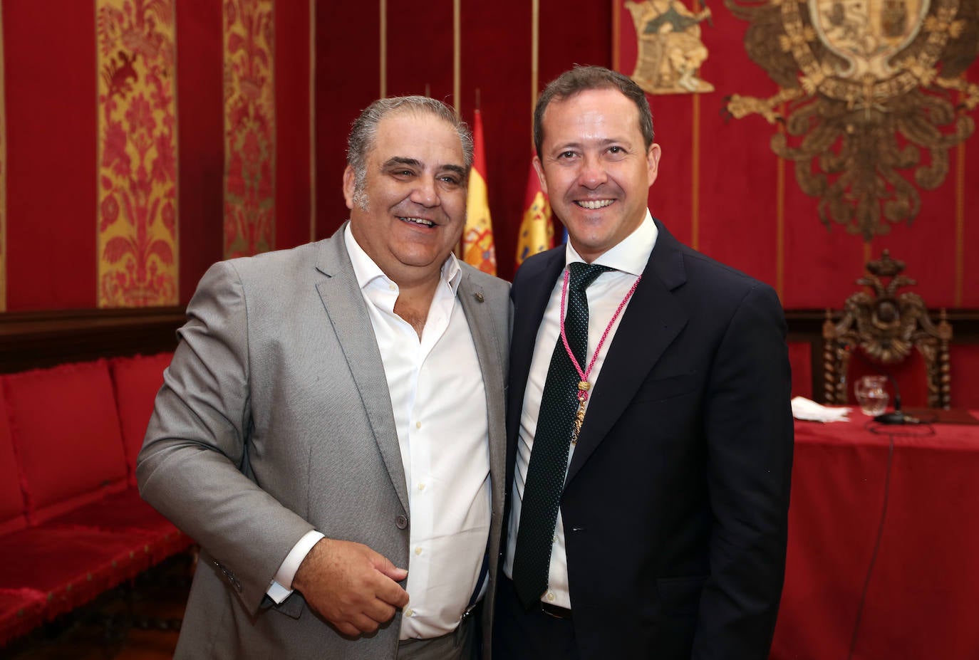 La toma de posesión de Carlos Velázquez como alcalde de Toledo, en imágenes