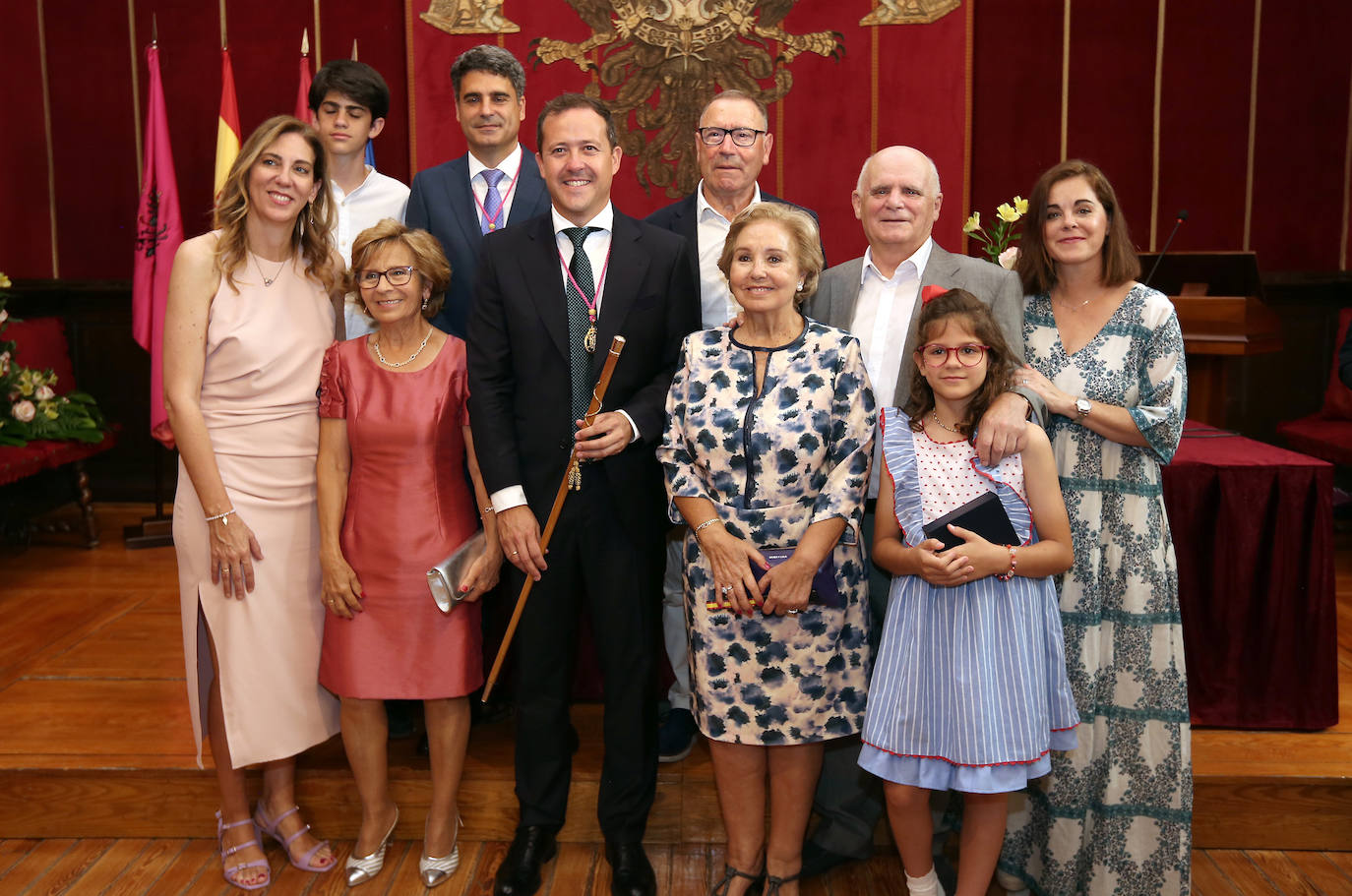 La toma de posesión de Carlos Velázquez como alcalde de Toledo, en imágenes