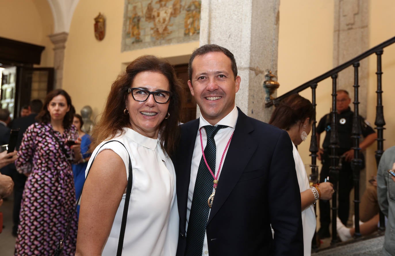 La toma de posesión de Carlos Velázquez como alcalde de Toledo, en imágenes