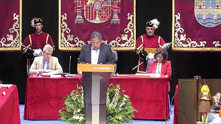 Lores afronta su séptimo mandato en Pontevedra con "la obligación de hacerlo mejor"