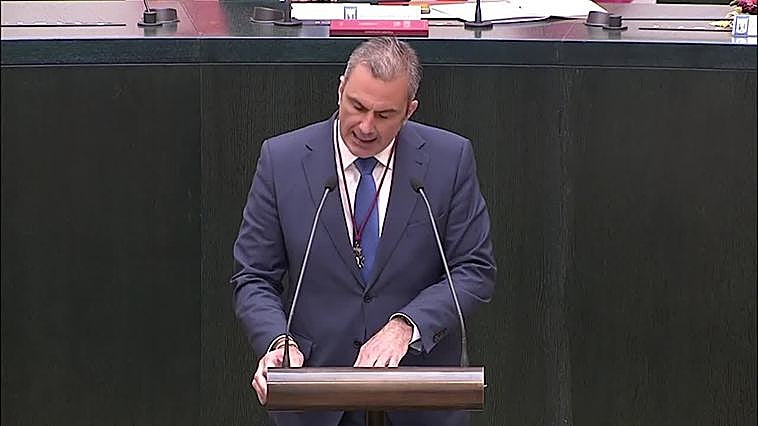 Ortega Smith tiende la mano a Almeida para frenar a "Sánchez y cómplices"