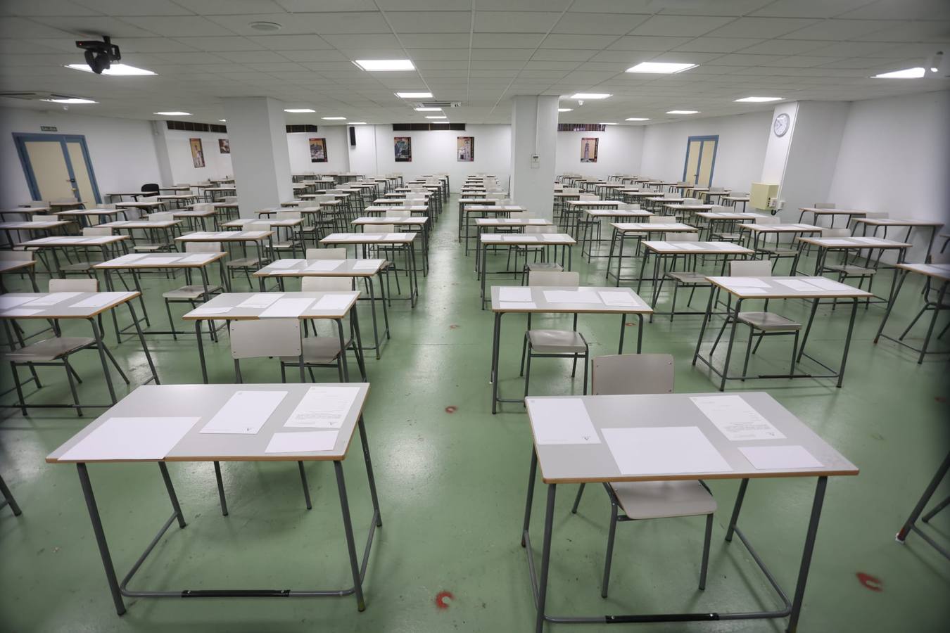 Participantes en las oposiciones para acceder a una plaza en Secundaria, Régimen Especial y FP