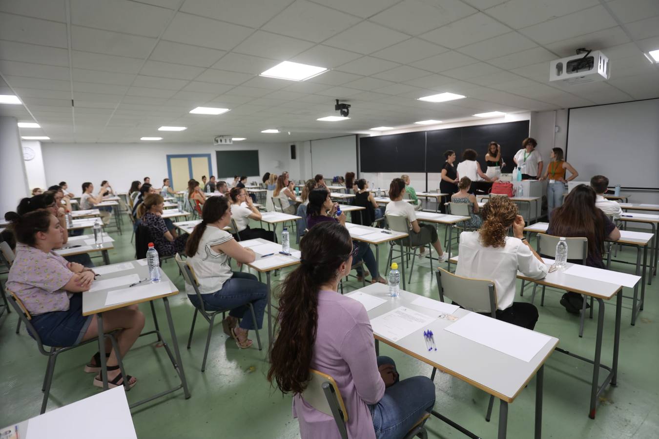 Participantes en las oposiciones para acceder a una plaza en Secundaria, Régimen Especial y FP