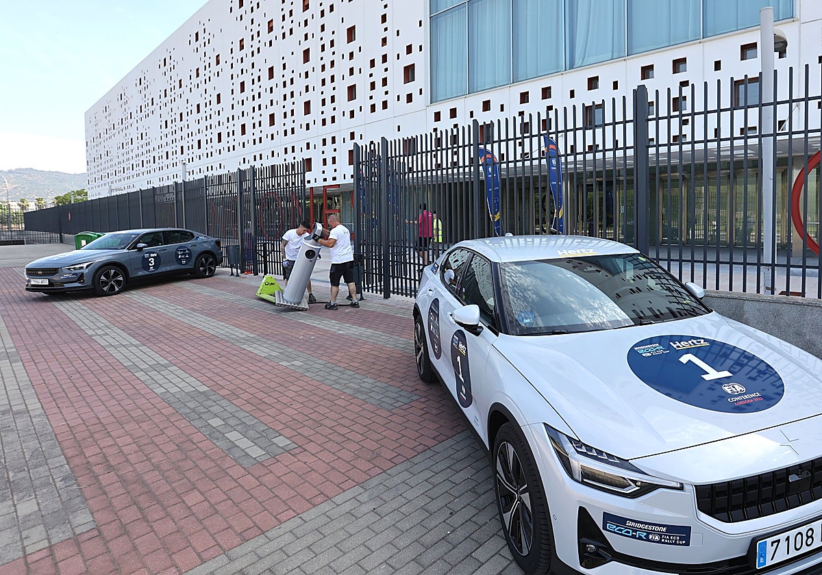 Preparativos este lunes en el Centro de Exposiciones y Ferias de Córdoba para la Asamblea
