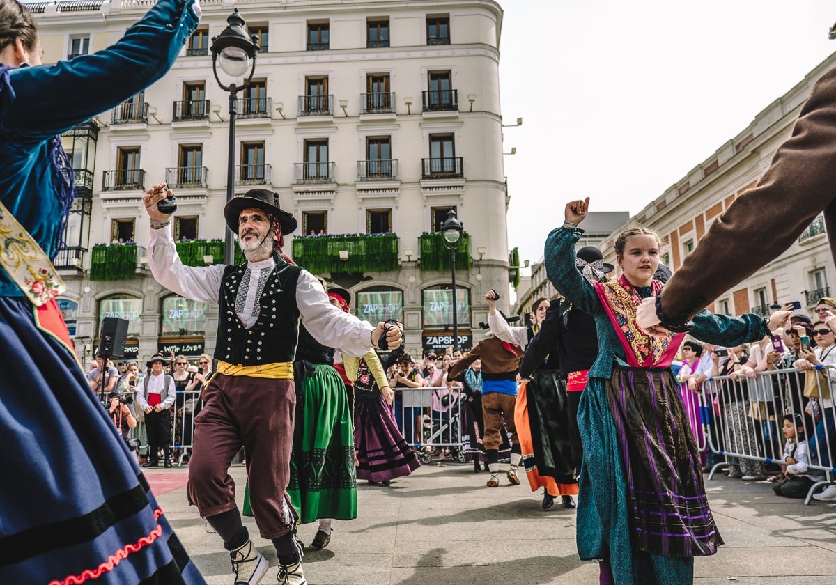 Un espectáculo del grupo Arrabel