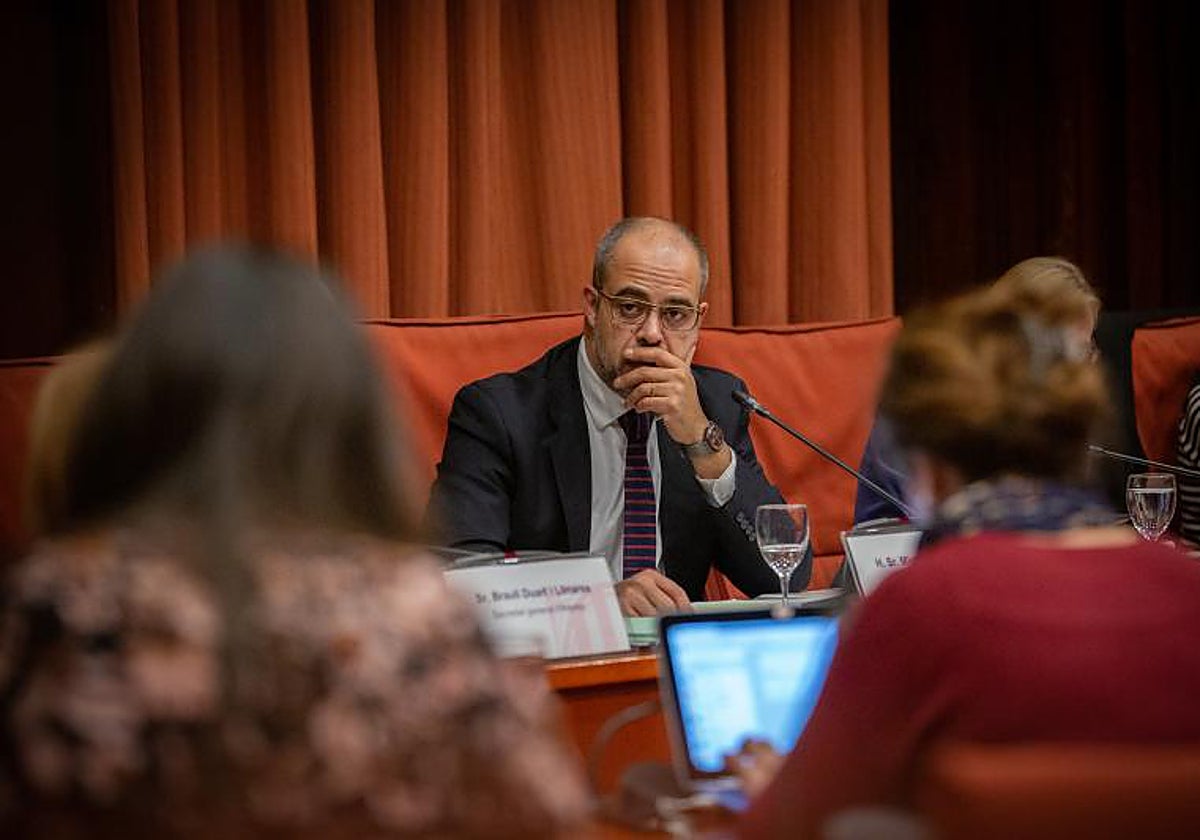 El exconsejero de Interior Miquel Buch en la comisión de Interior en 2019