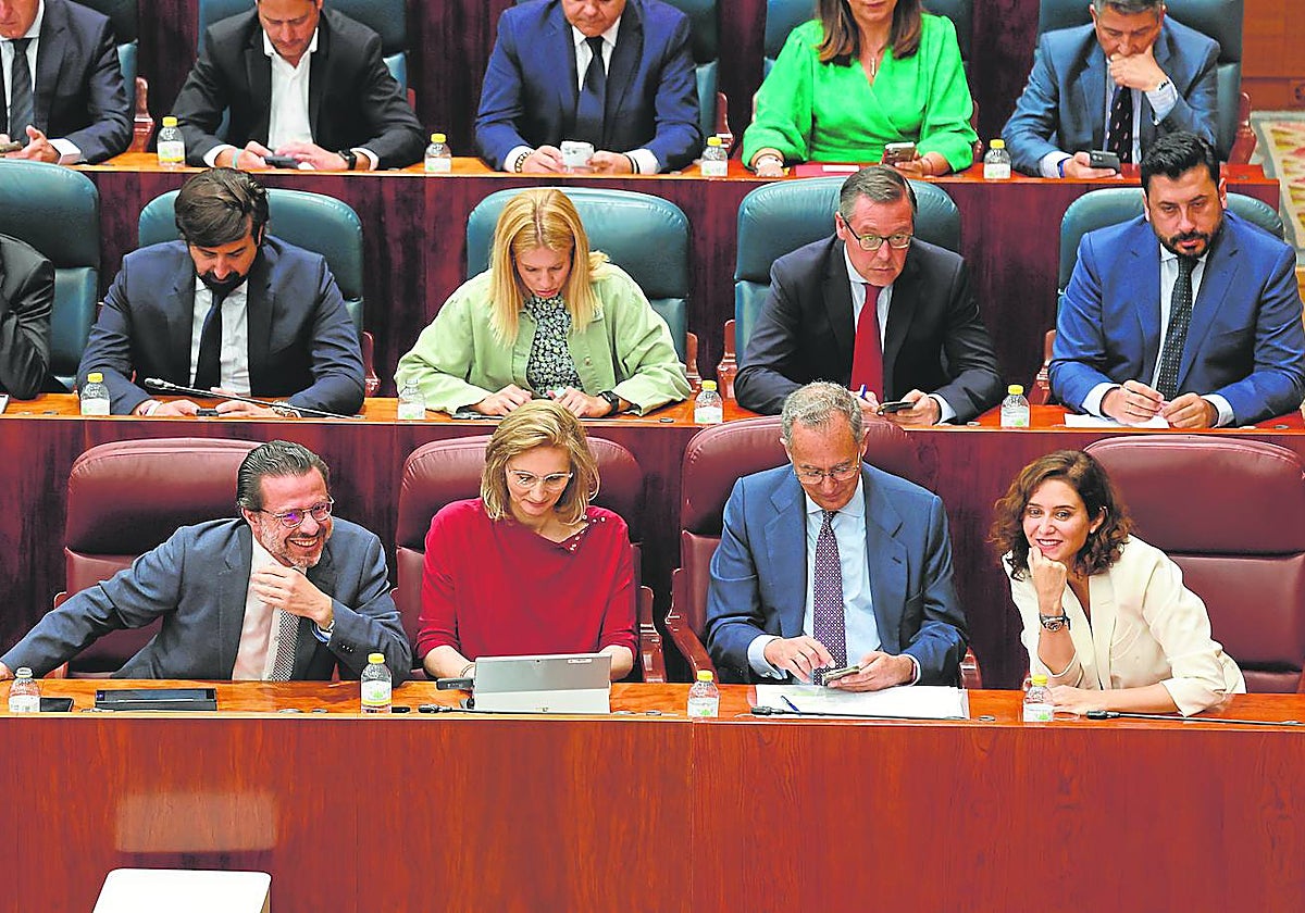 La presidenta Díaz Ayuso en la Asamblea, durante la constitución de la misma