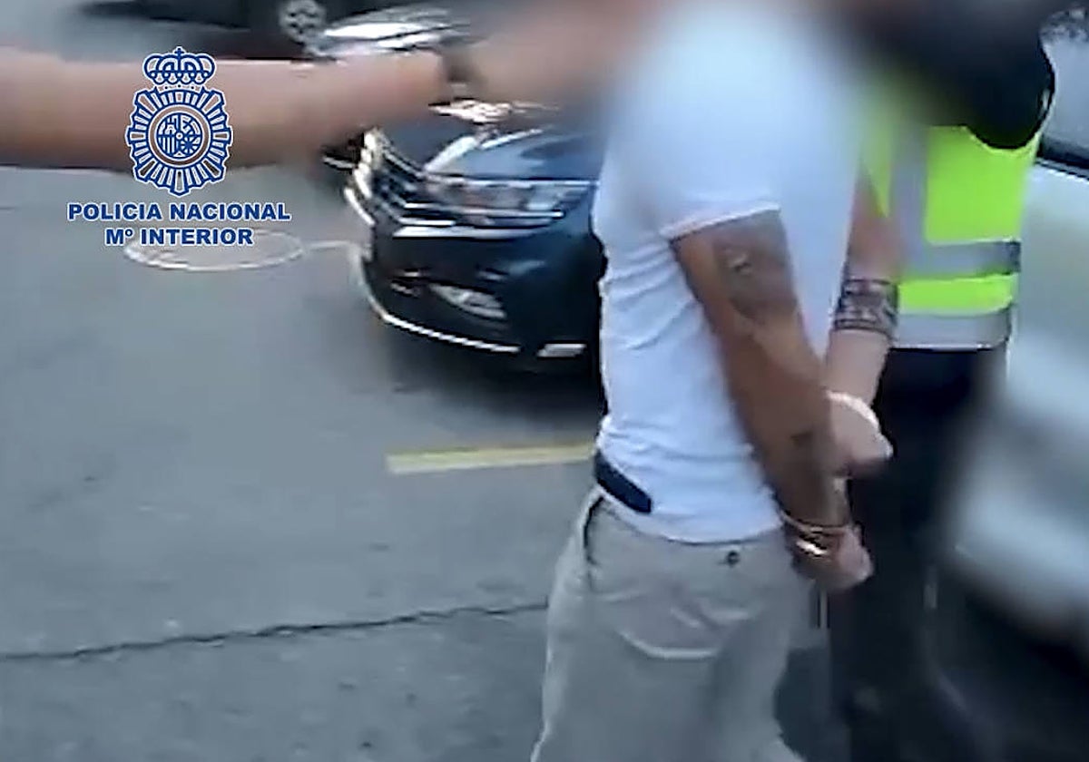 Davide Moundi, justo después de su detención, en Madrid