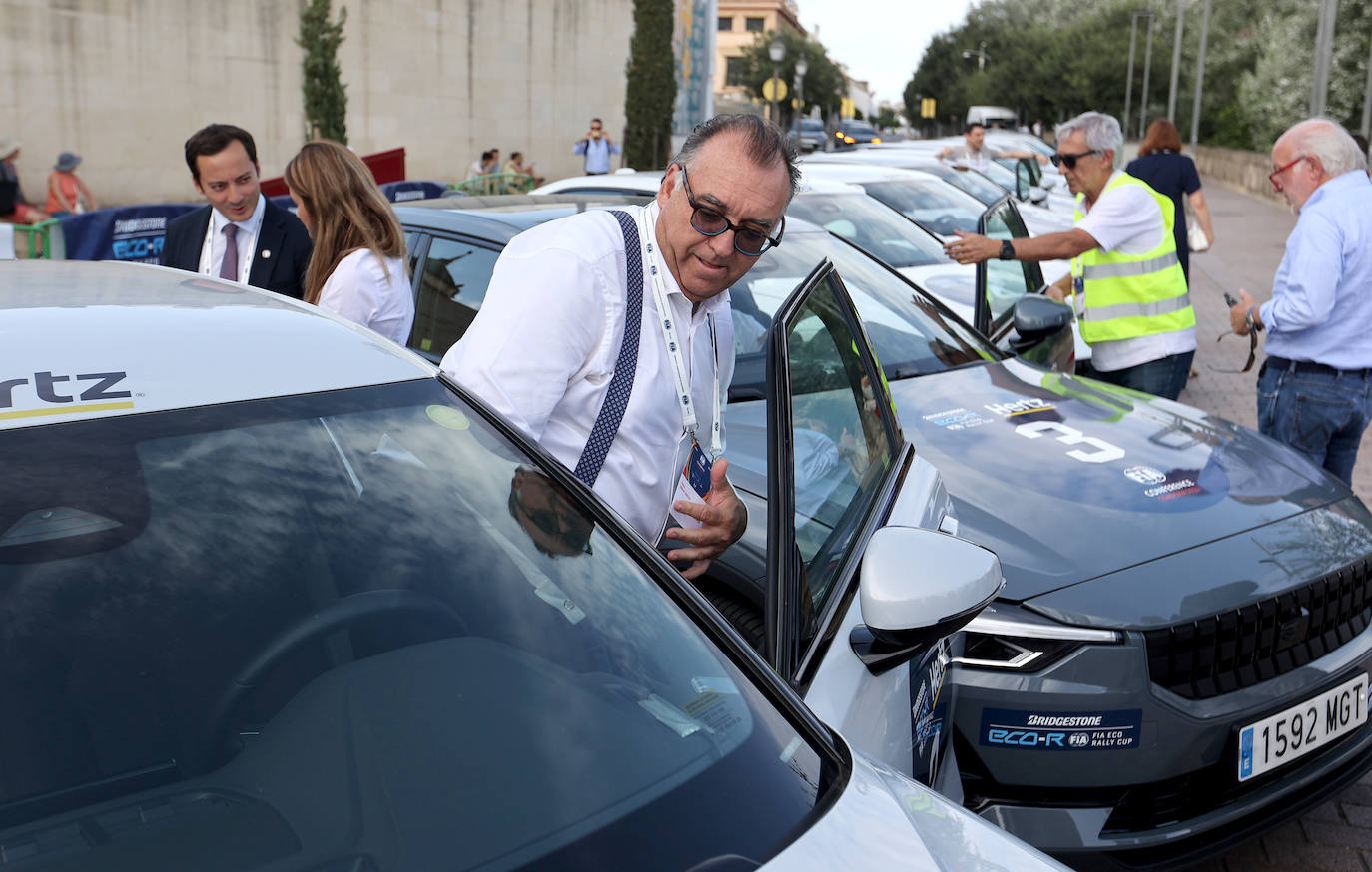 Fotos: La FIA celebra un EcoRally por las calles de Córdoba,