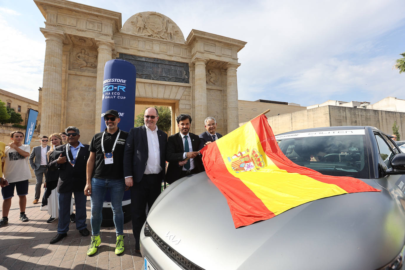Fotos: La FIA celebra un EcoRally por las calles de Córdoba,