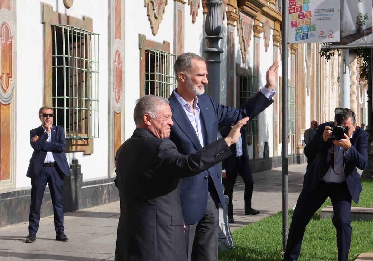 Felipe VI y Abdalá II, a su llegada al Palacio de la Merced