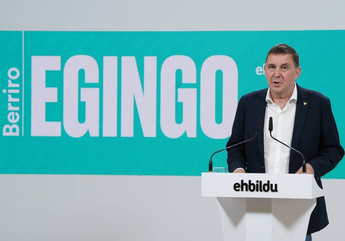 El líder de EH Bildu, Arnaldo Otegi, en rueda de prensa tras el 28 M