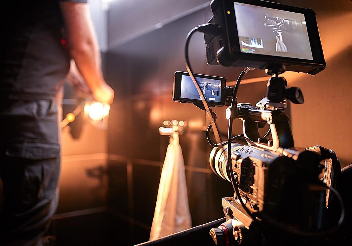 Ayudas para el rodaje largometrajes en Castilla-La Mancha, dotada con 50.000 euros por proyecto