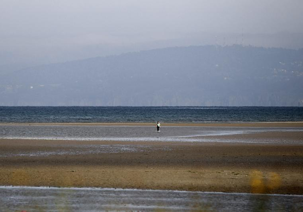 Playa en el concello de Bergondo, este viernes