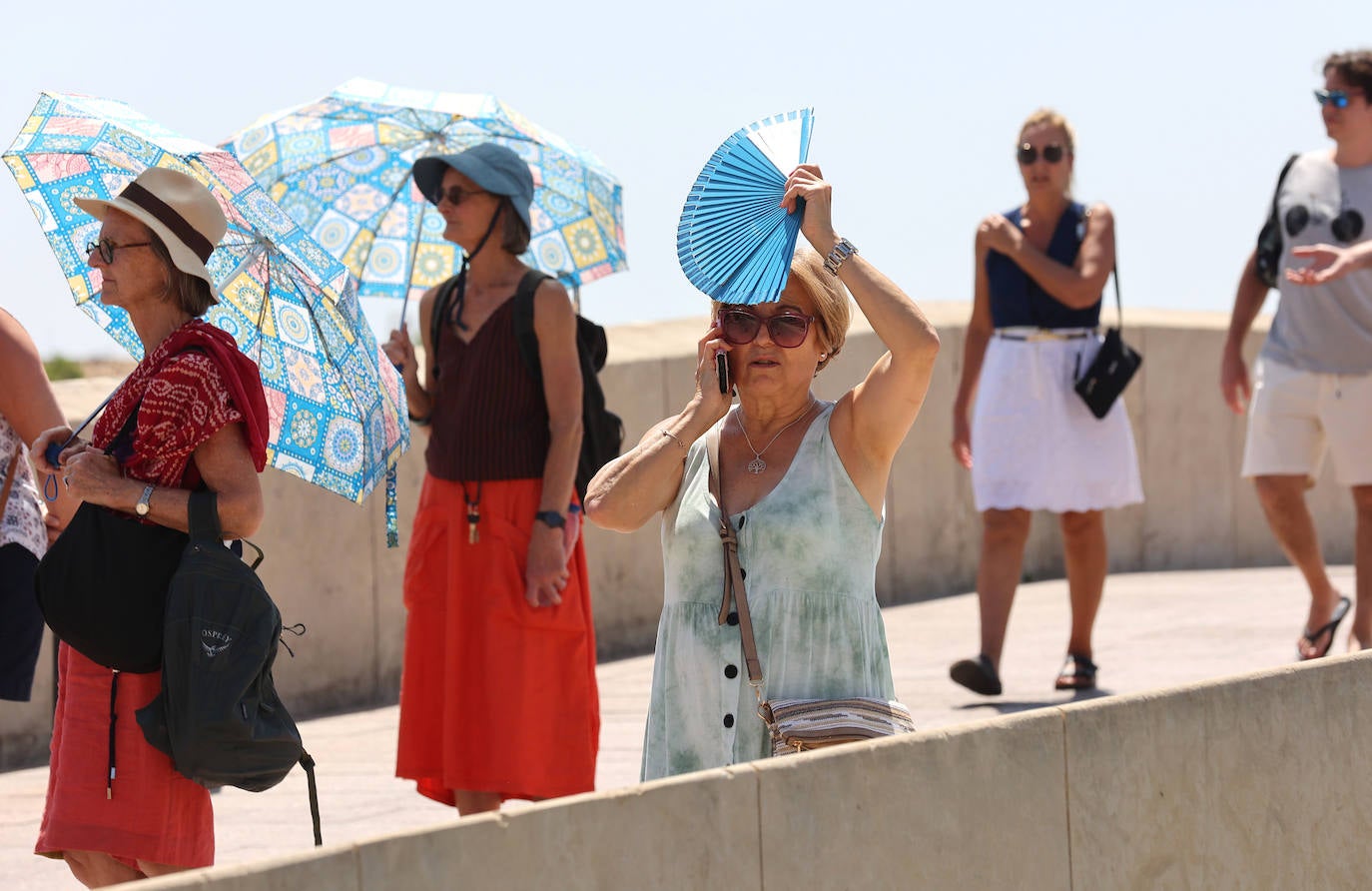 Fotos: El sofocante calor en Córdoba en el primer fin de semana de verano