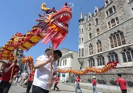 China se une a las fiestas por San Juan y San Pedro en León