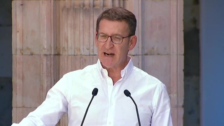 Feijóo: "Frente a aquellos que pretenden politizar las familias, nosotros no lo haremos: haremos buenas políticas para las familias"