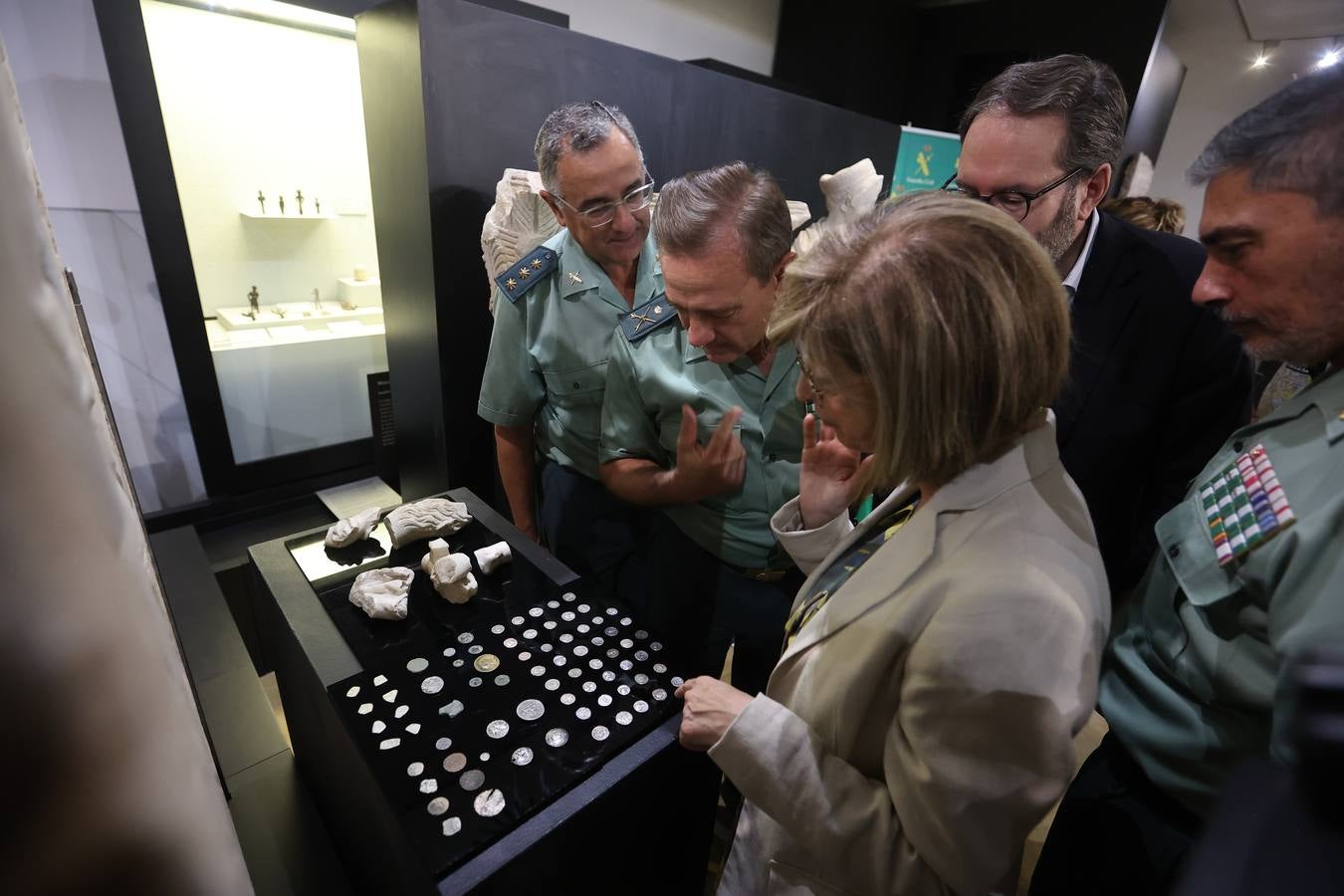 Fotos: Las decenas de piezas arqueológicas intervenidas por la Guardia Civil en Córdoba