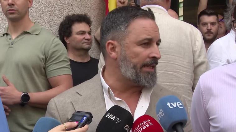 Abascal dice a Guardiola que quien quiera pactar con Vox tiene que "respetar" a sus votantes