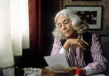 El legado de Carmen Martín Gaite regresa a la plaza donde nació