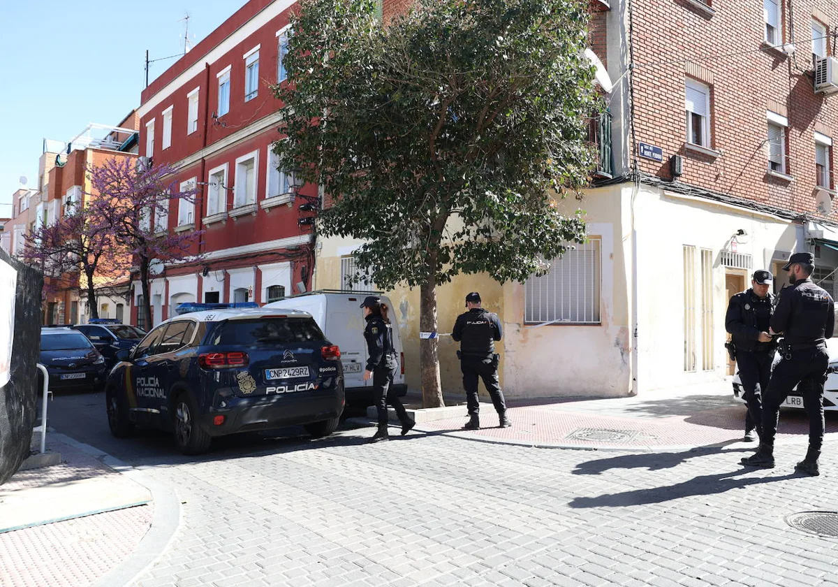 Un Niño De 13 Años Acuchillado En Una Reyerta En Un Autobús En Puente De Vallecas