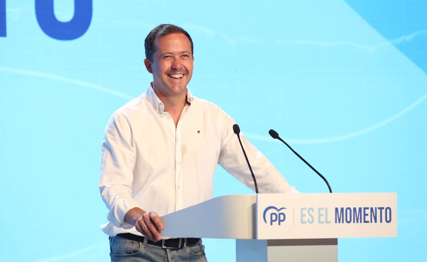 En imágenes: Feijóo, con &#039;los alcaldes del cambio&#039;, en Toledo