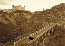 La Carretera de Circunvalación o la Vuelta al Valle