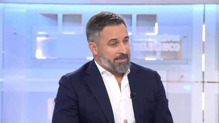 Abascal: "No somos unos chantajistas ni unos atracadores en los pactos con el PP"