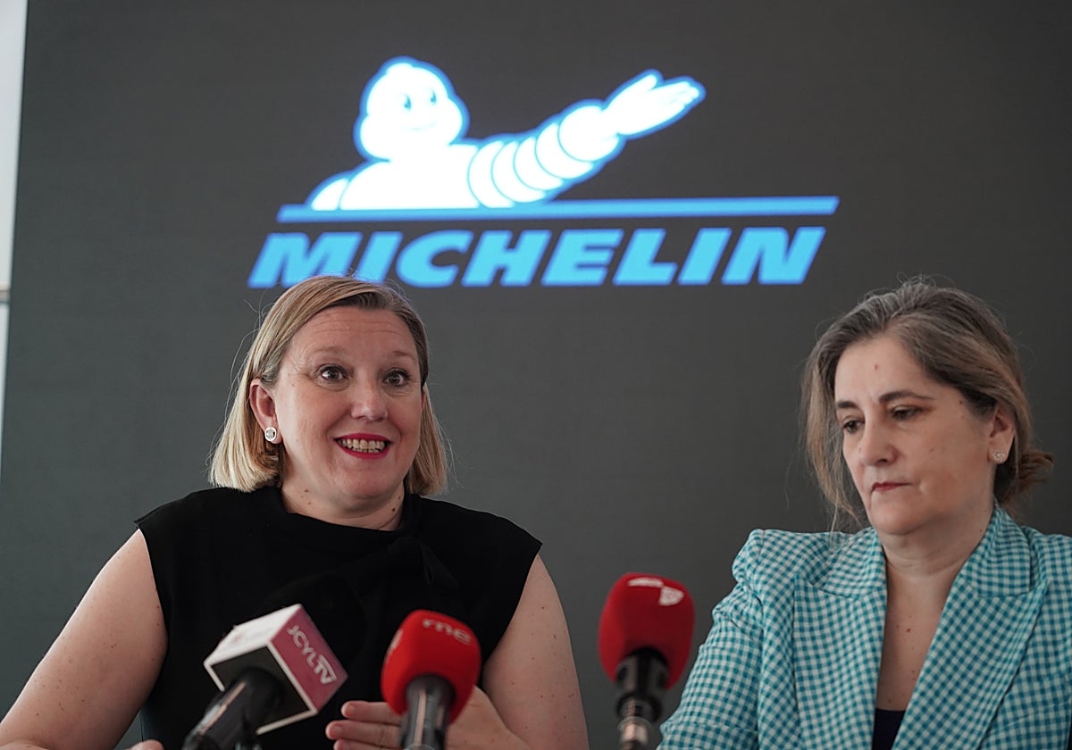 La consejera de Familia e Igualdad de Oportunidades, Isabel Blanco, firma un convenio con Michelin para mejorar la inserción de la mujer en el sector de la automoción