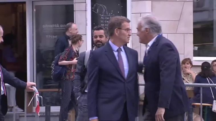 Núñez-Feijóo trata de desvincularse de Vox pese a los acuerdos de gobierno en gran parte de España