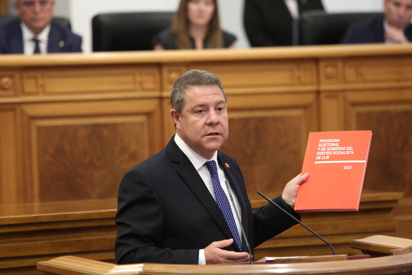 Las imágenes de la primera sesión del Debate de Investidura de García-Page