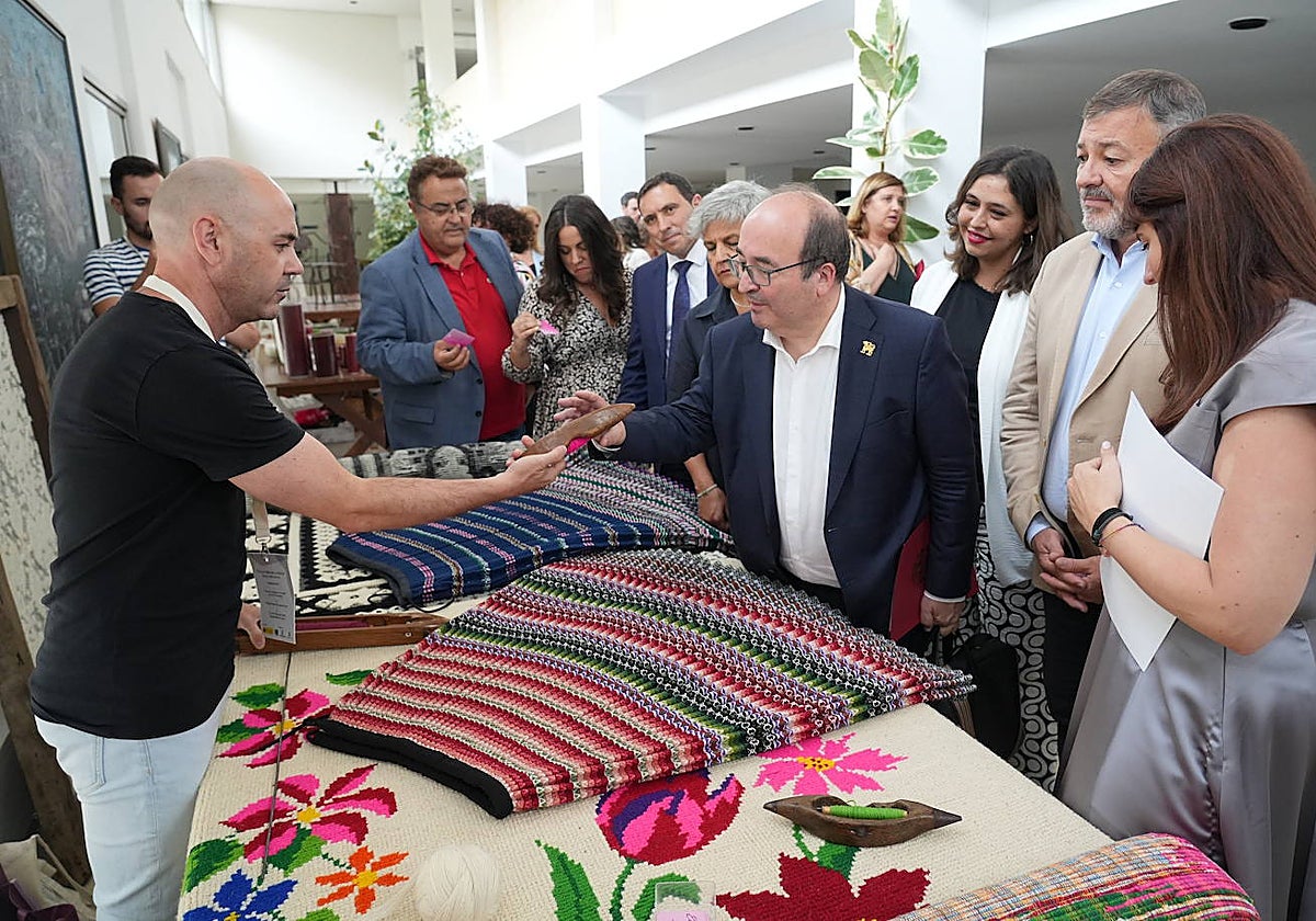 Miquel Iceta, Ana Muñoz y Darío Dolz, durante la apertura del foro europeo