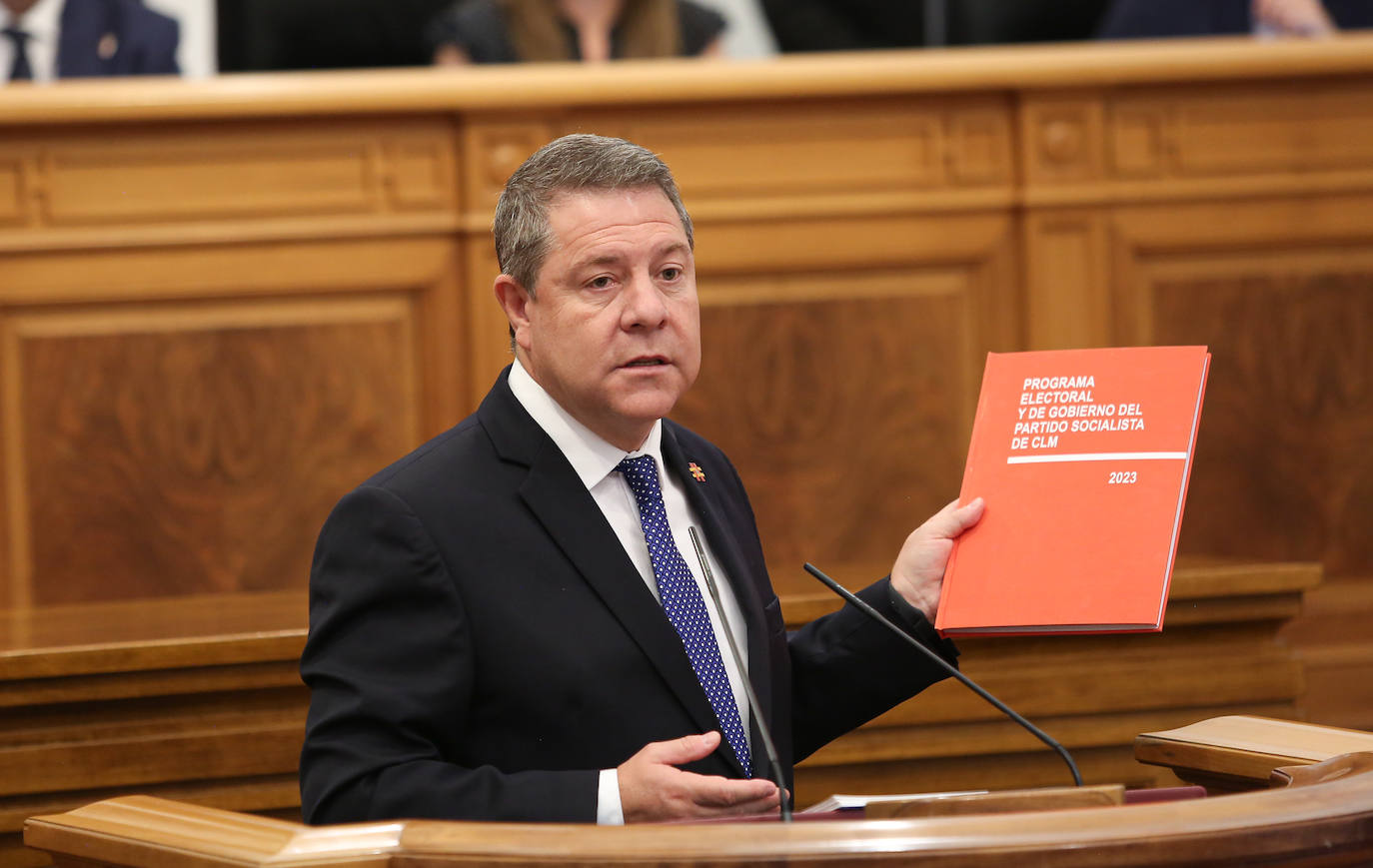 Las imágenes de la primera sesión del Debate de Investidura de García-Page