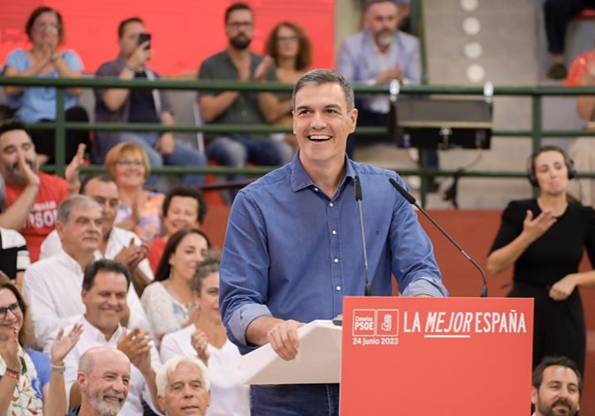 Sánchez participa en un acto de precampaña en Tenerife