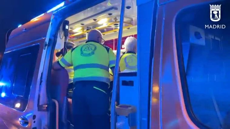 Detenido un hombre tras apuñalar gravemente a su pareja en Madrid