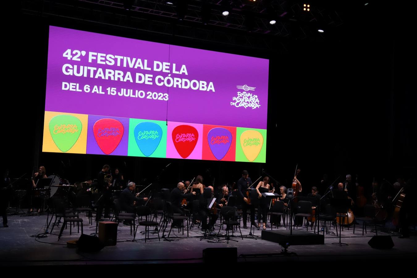 La hondura clásica de &#039;Medea&#039; y Manolo Sanlúcar abren el Festival de la Guitarra de Córdoba