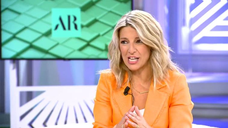 Yolanda Díaz: "El referéndum no está encima de la mesa"