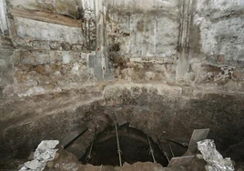Descubren una cripta abovedada prerrománica bajo la capilla de San Isidro de la Catedral de Palencia