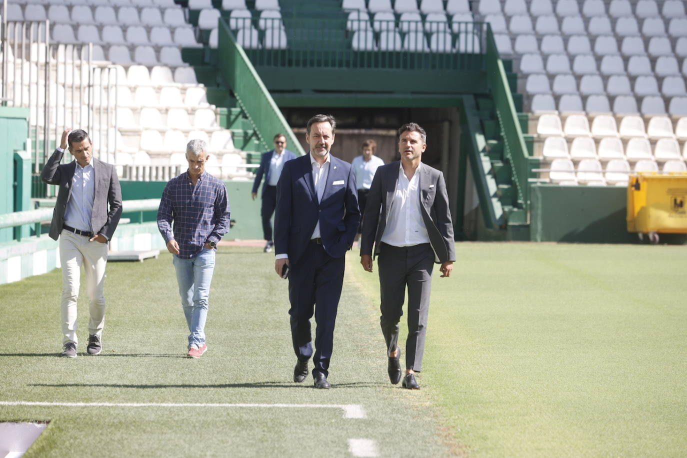 La presentación de Iván Ania como nuevo entrenador del Córdoba CF, en imágenes