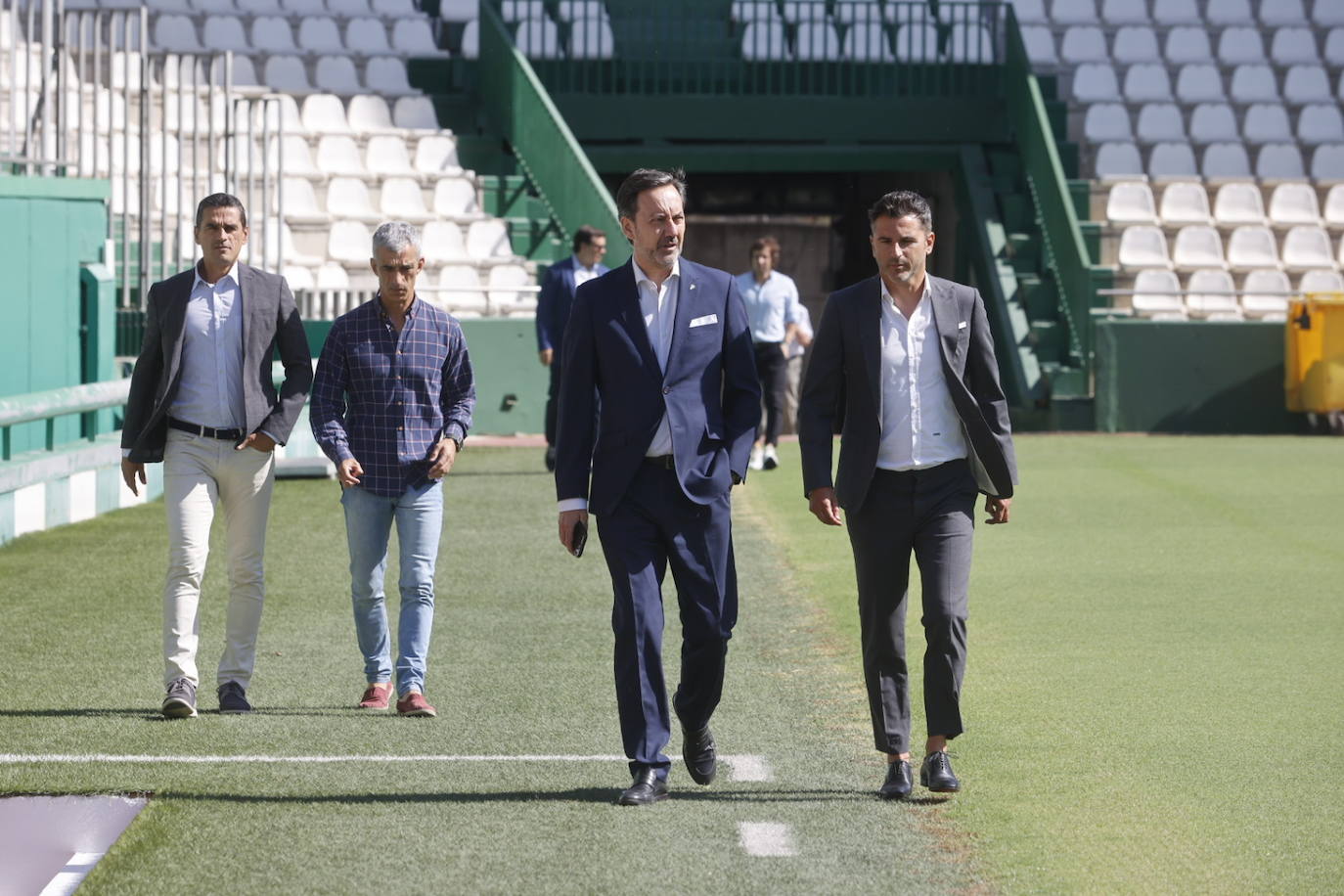 La presentación de Iván Ania como nuevo entrenador del Córdoba CF, en imágenes