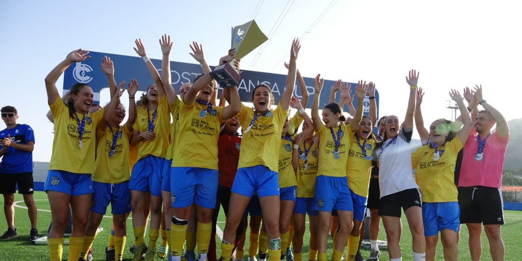 The Costa Blanca Cup 2023 conoció a siete de sus campeones en una jornada maratoniana