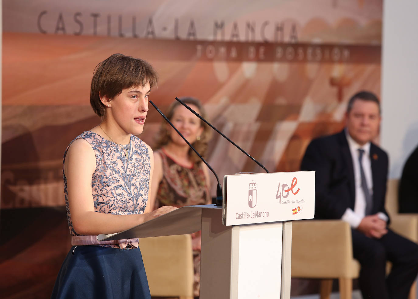 La toma de posesión de Emiliano García-Page como presidente de Castilla-La Mancha, en imágenes