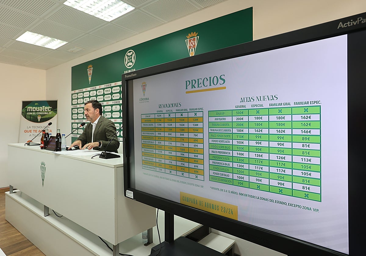 El CEO del Córdoba, Antonio Fernández Monterrubio, en la presentación de la campaña de abonos
