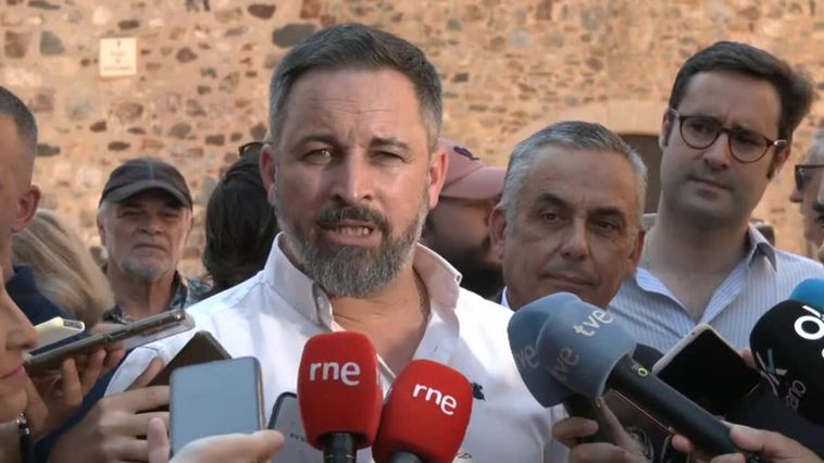 Abascal: "Es normal que Sánchez no pueda salir a la calle con tranquilidad"