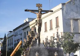 (Vídeo) La Expiración, elegancia fúnebre en la tarde del Viernes Santo de Córdoba