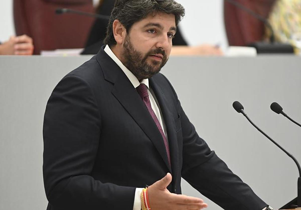 López Miras, durante la segunda sesión de investidura en la Asamblea de Murcia