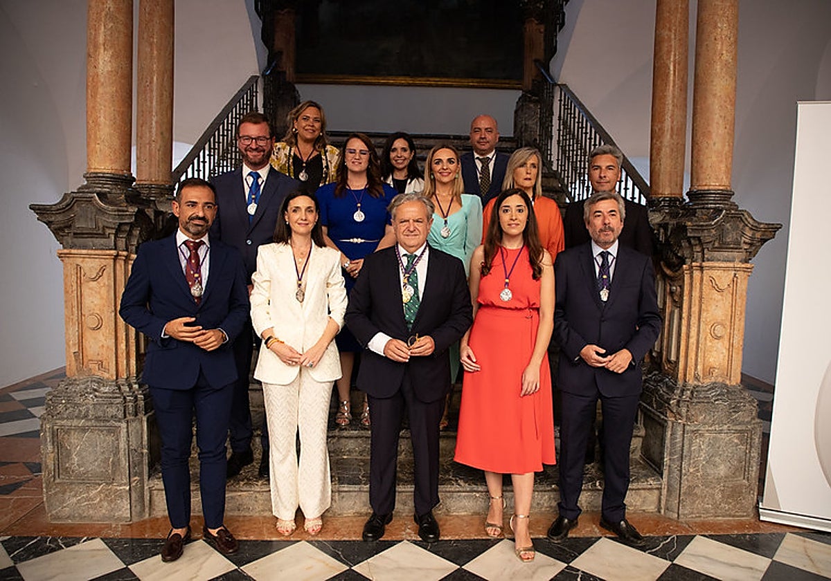 Los trece diputados provinciales del PP que integran el nuevo equipo de gobierno