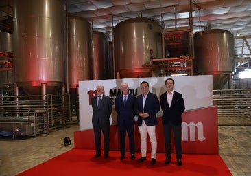 Así hace Mahou más de 50 tipos de cervezas en la fábrica de Córdoba, en imágenes